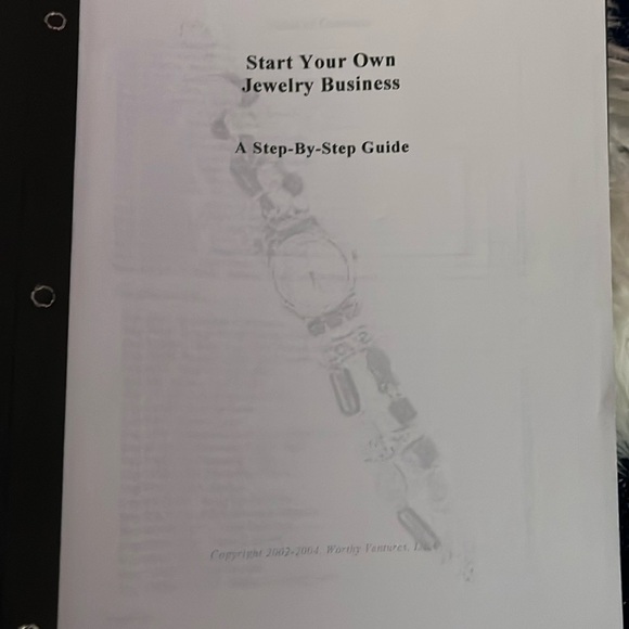 Start your own Jewelry Business - Picture 1 of 6